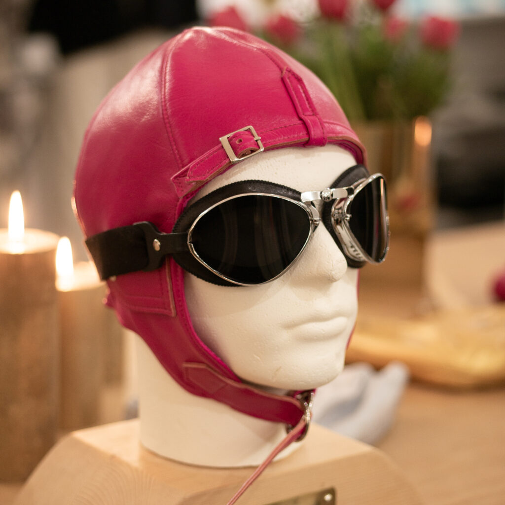 Driver Helmet - Glossy leather - Pink color - CHAPAL X DEVOTION