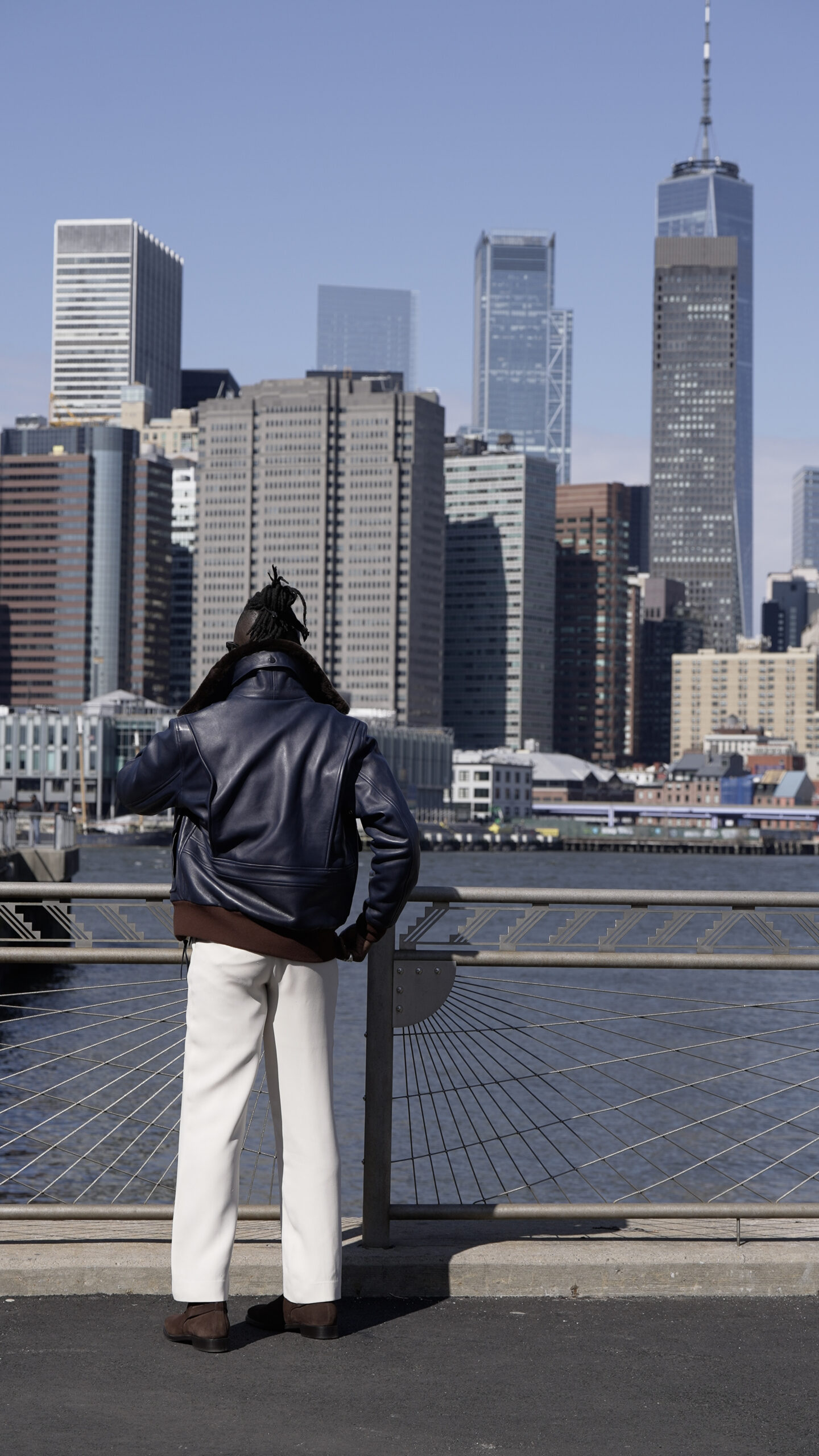 Hudson Blue in NY - Brown version - Credits_ A-Theory